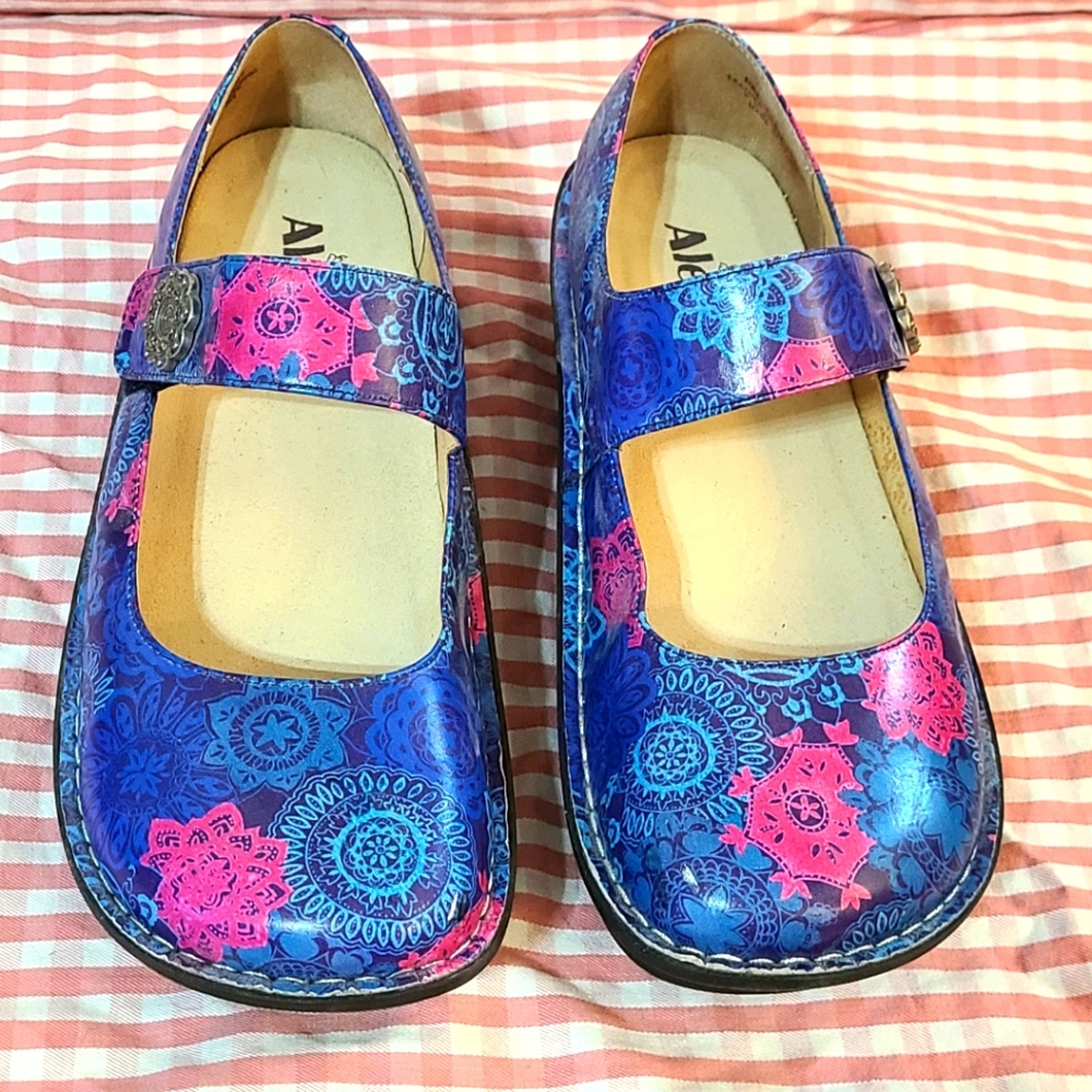 Algeria size 41 shoes